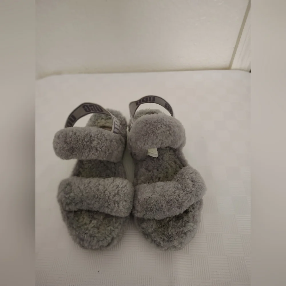 UGG Kids Fluffy Gray Sandals